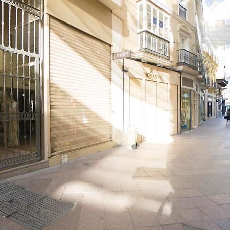 RentalSevilla Estiloso y luminoso apartamento en pleno centro Exterior foto